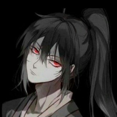 3女孩轮流背走失男孩去派出所